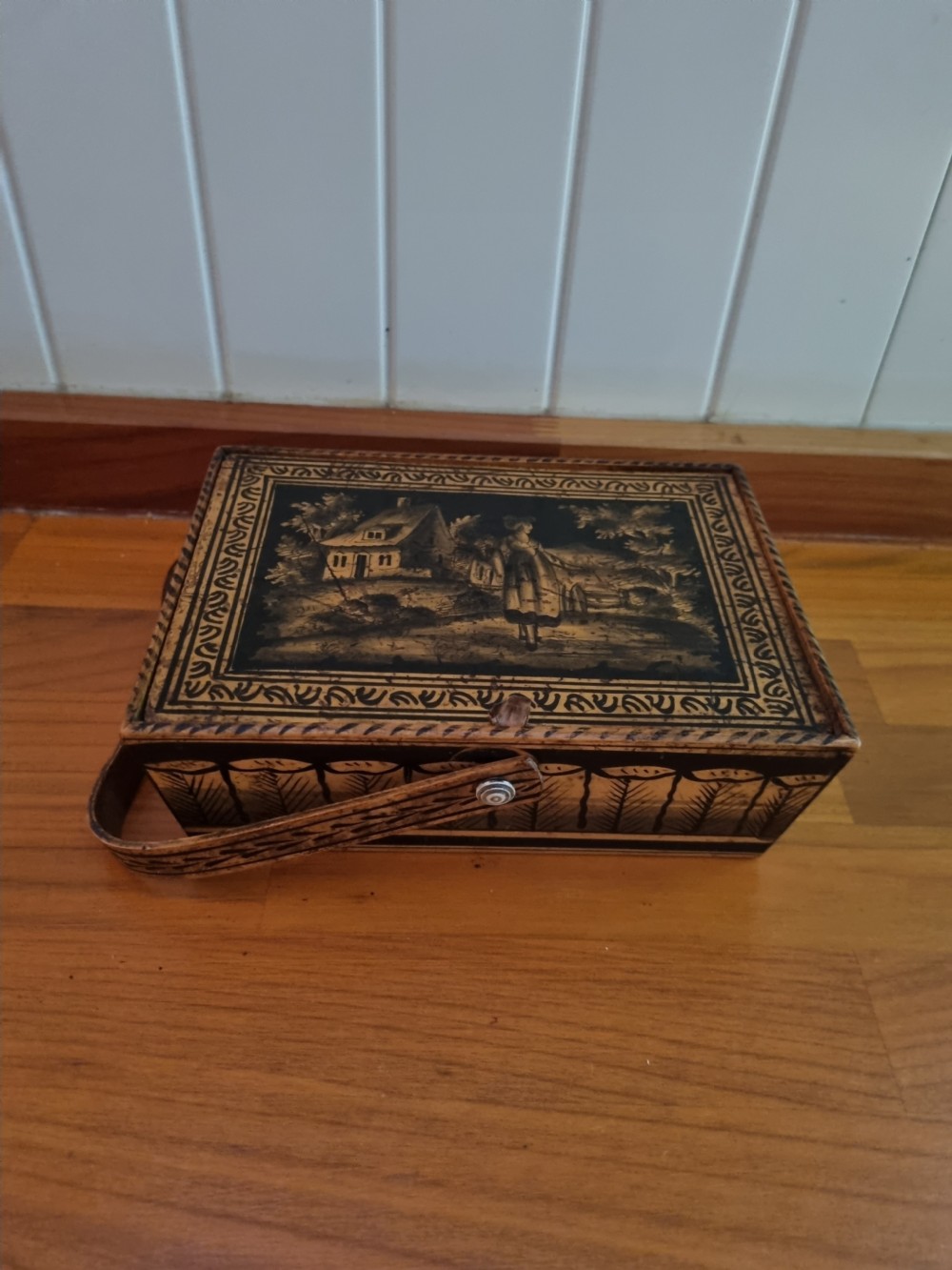 SCARCE L18THC PENWORK CASKET WITH HANDLE View III