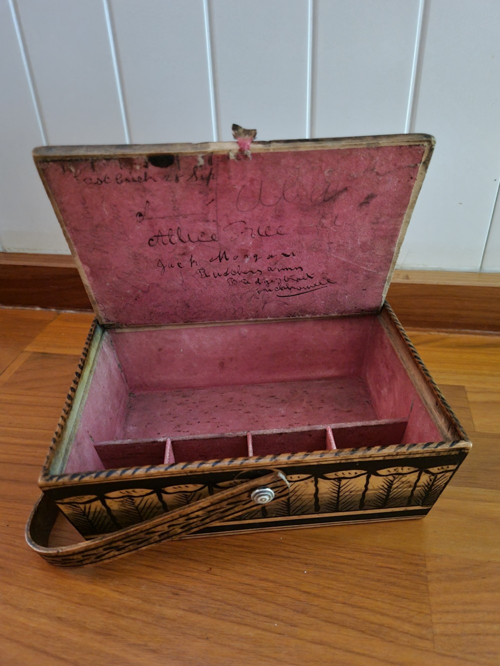 SCARCE L18THC PENWORK CASKET WITH HANDLE View VI