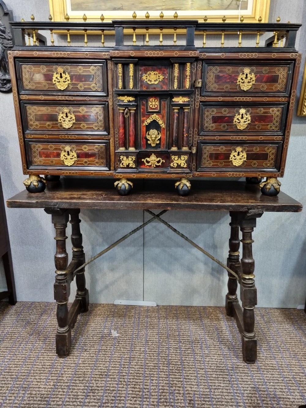  17THC  ORIGINAL SPANISH RED TORTOISESHELL CABINET ON STAND View IX