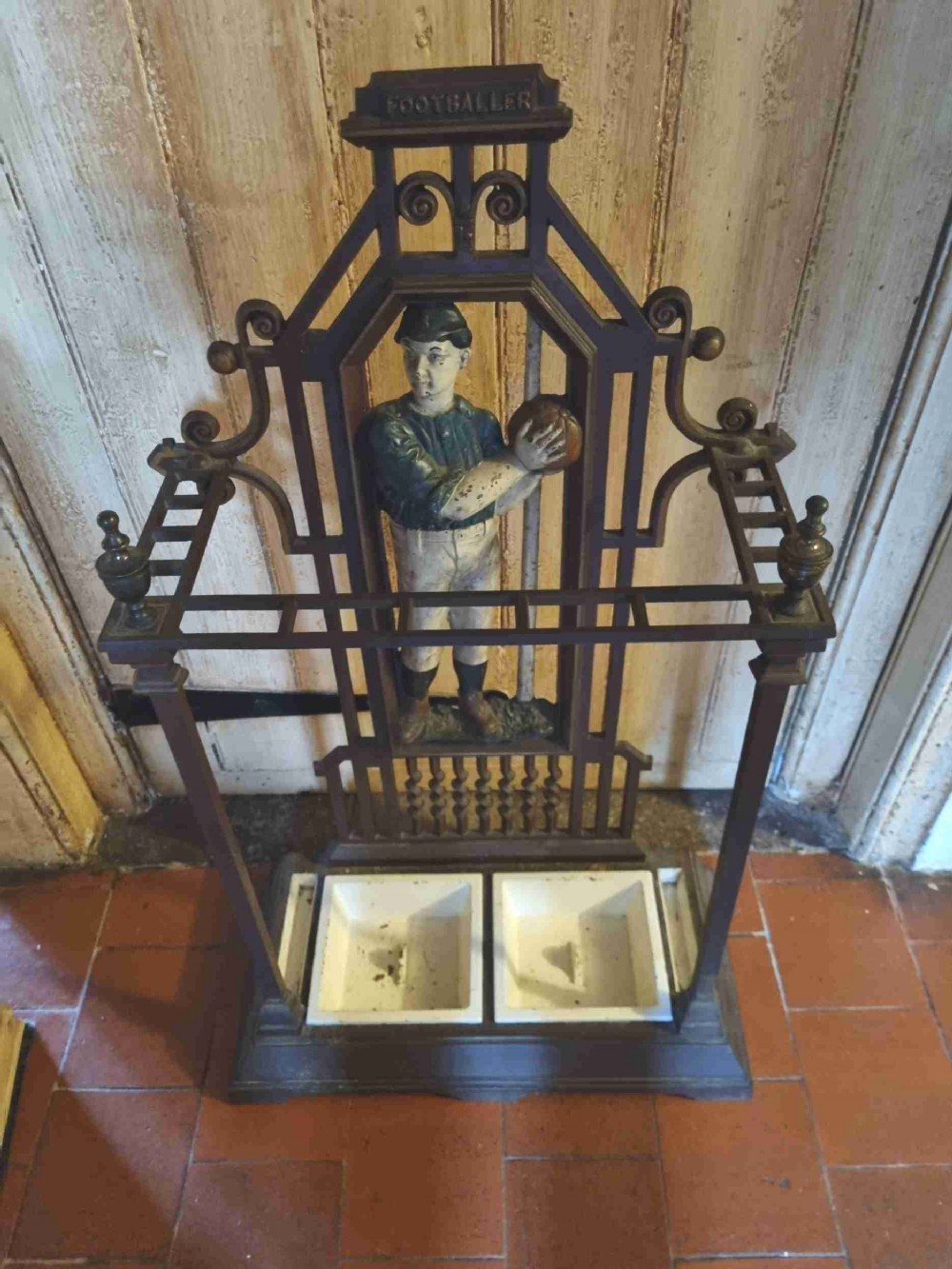 RARE ORIGINAL 1893 FOOTBALLER CAST IRON STICK STAND 