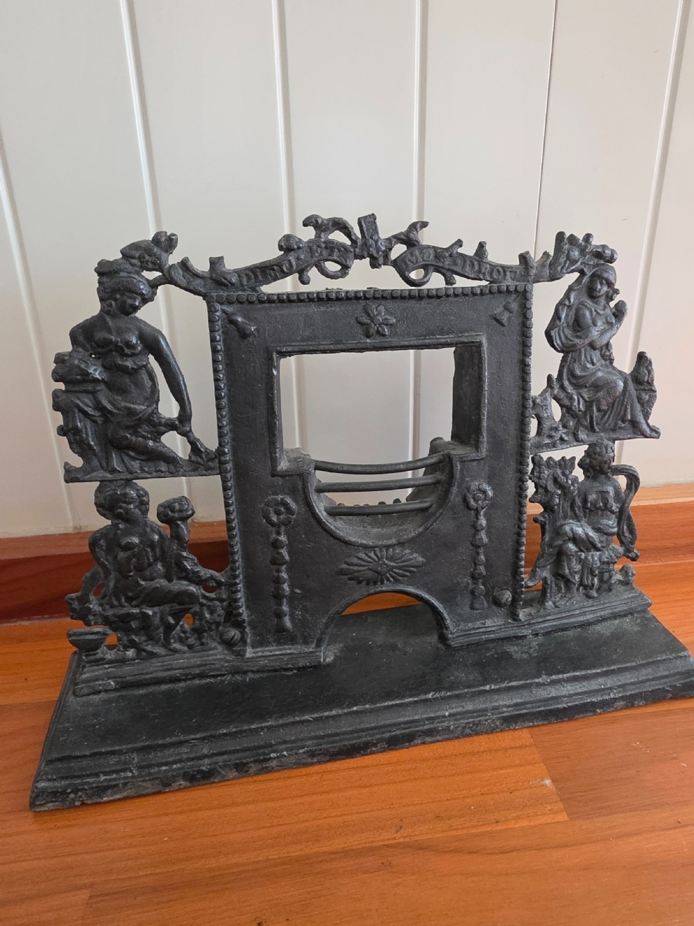 SUPERB E 19THC CAST IRON MINATURE FIRE SURROUND View IV
