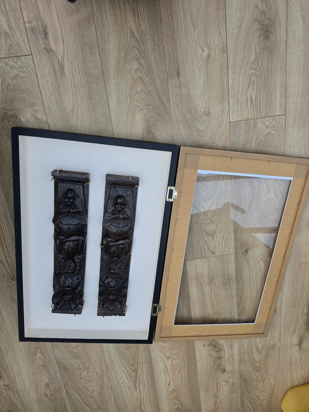 17THC PAIR OF CARVED OAK CARYATIDS C1660  View II