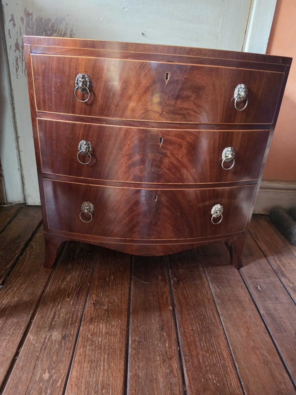 SUPERB V.SMALL GEORGIAN CHEST IN FLAME MAHOGANY