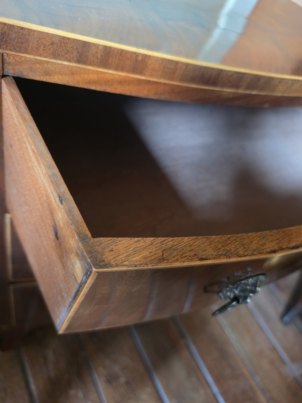 SUPERB V.SMALL GEORGIAN CHEST IN FLAME MAHOGANY View V