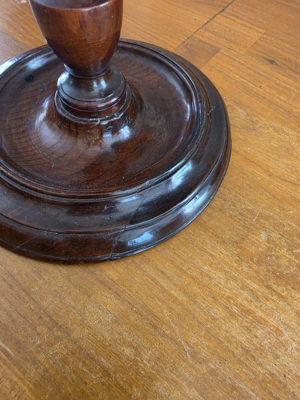 PAIR OF RARE GEORGIAN YEW WOOD ADJUSTABLE CANDLESTICKS View VII
