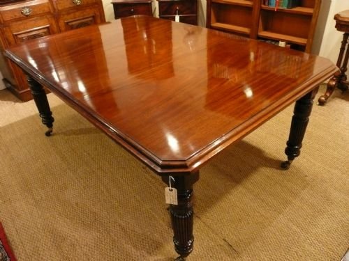 Dining Table Mahogany Extending
