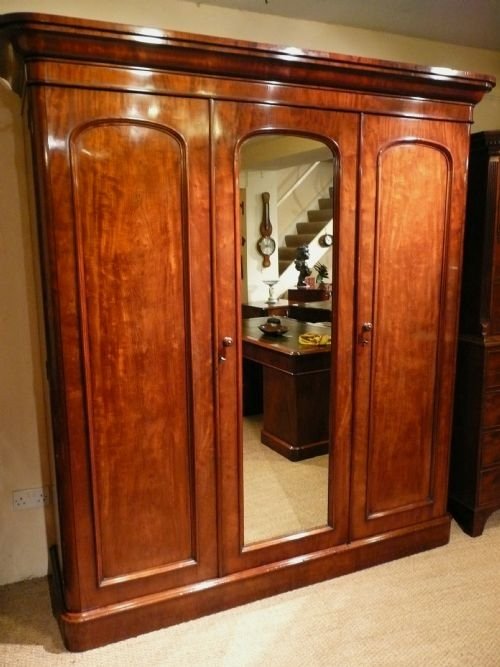 Wardrobe Victorian