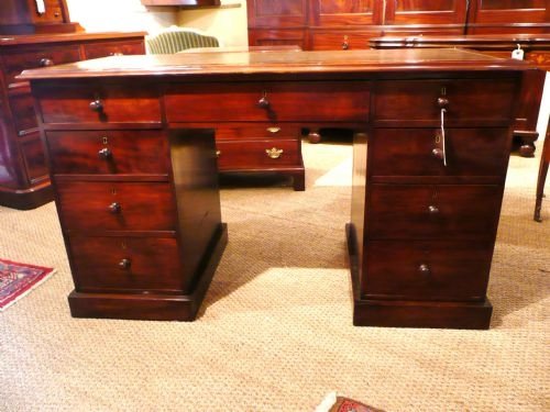 Victorian Kneehole Desk