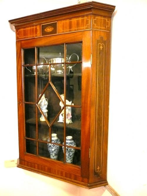 Corner Cupboard C1840