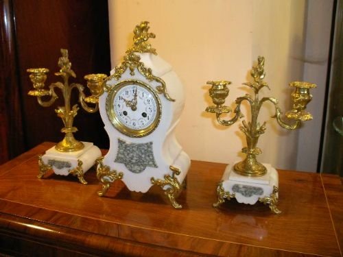 Clock Garniture
