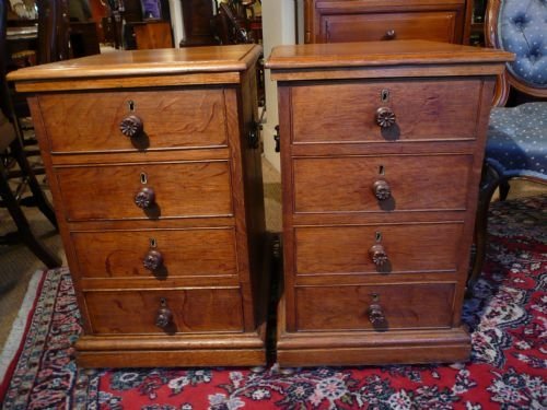 Pair Bedside Cabinets Oak