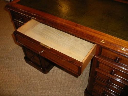 fig 2. PEDESTAL DESK