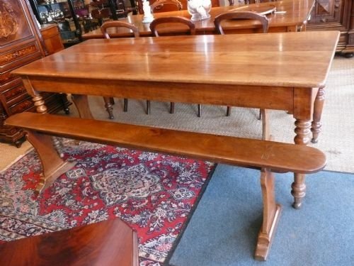 fig 1. FARMHOUSE TABLE CHERRYWOOD 