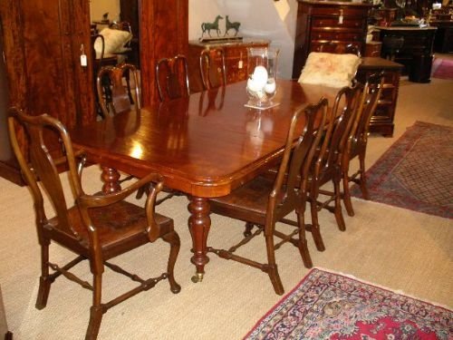 Mahogany Extending Dining Table