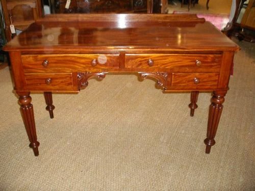 Victorian Mahogany Dressing Table