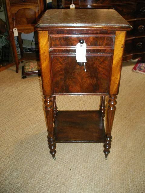 Mahogany Bedside Cabinet