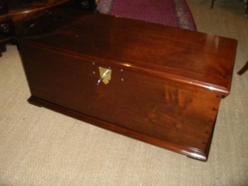 Georgian Mahogany Coffer / Blanket Box / Trunk