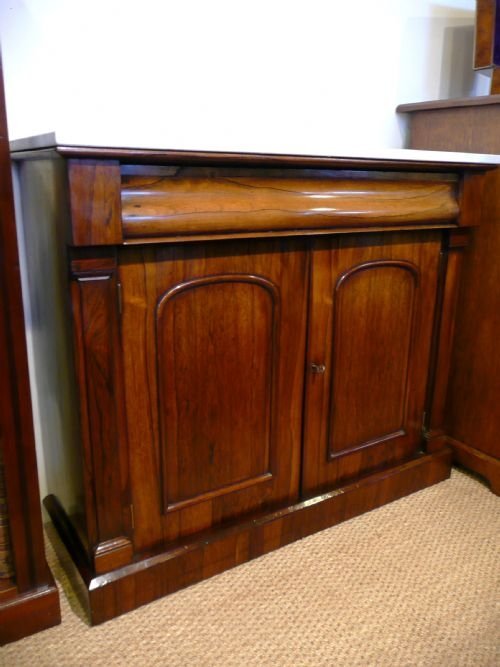 Chiffonier/sideboard Rosewood C1860