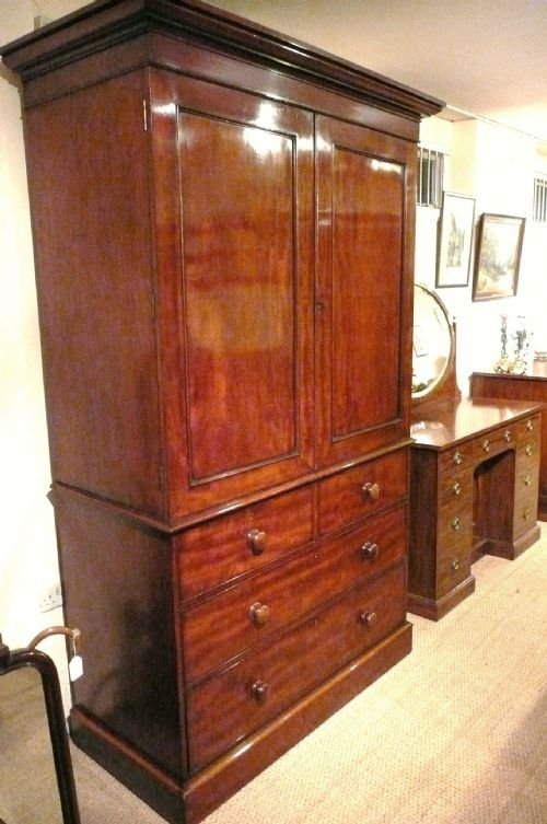 Mahogany Linen Press C 1850