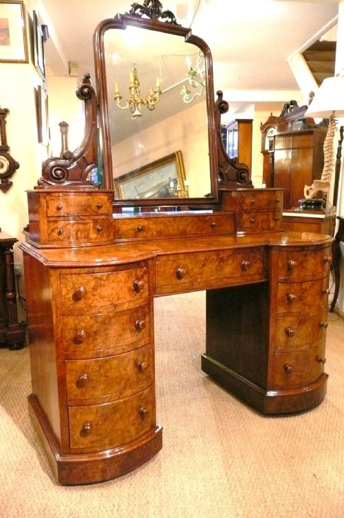Dressing Table Walnut C1880