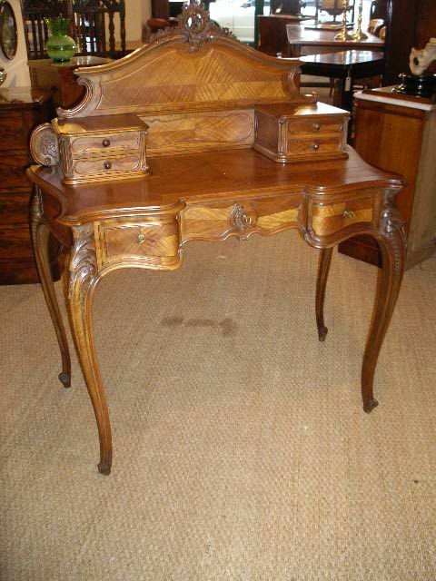 Louis Xvi Style Desk / Dressing Table
