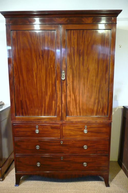 Mahogany Linen Press C1820