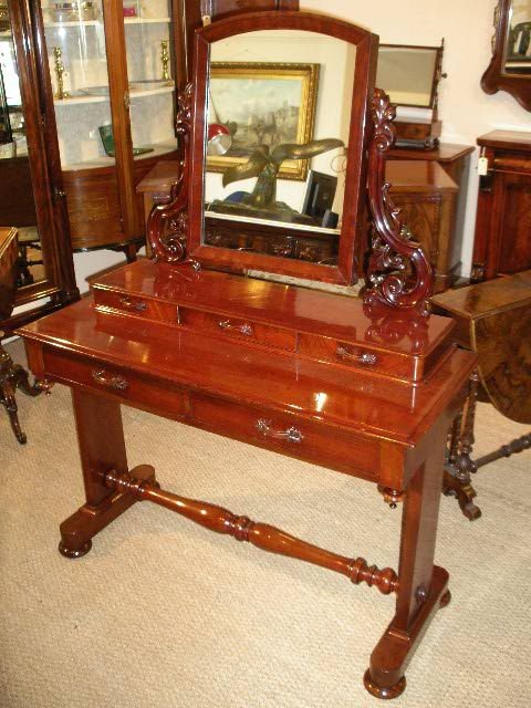 Victorian Mahogany Dressing Table