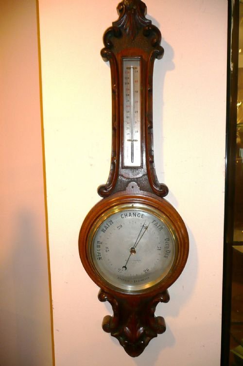 Barometer Aneroid Oak C1910