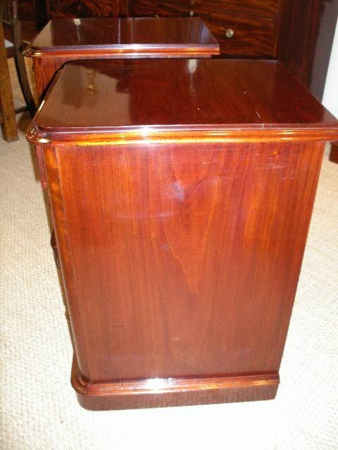 fig 1. PAIR OF VICTORIAN MAHOGANY BEDSIDE CABINETS