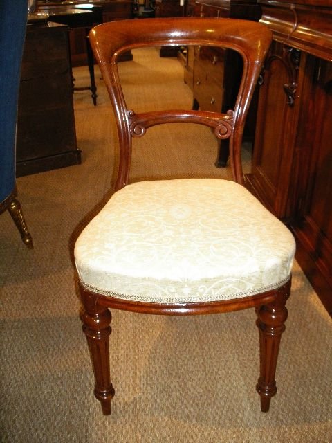 Set 6 Early Victorian Mahogany Chairs