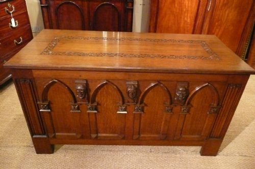 Oak Coffer . C 1926