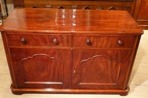 Mahogany Sideboard Chiffonier