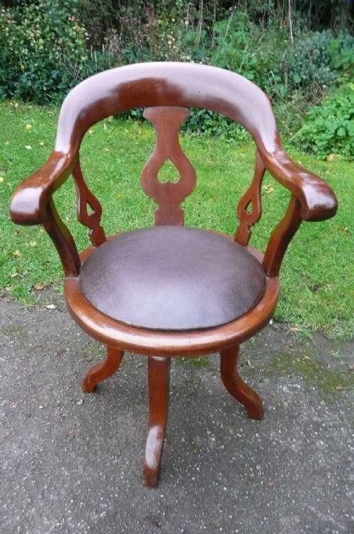 Mahogany Desk Chair C1900
