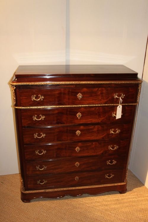 19th Century Rosewood Chest of Drawers
