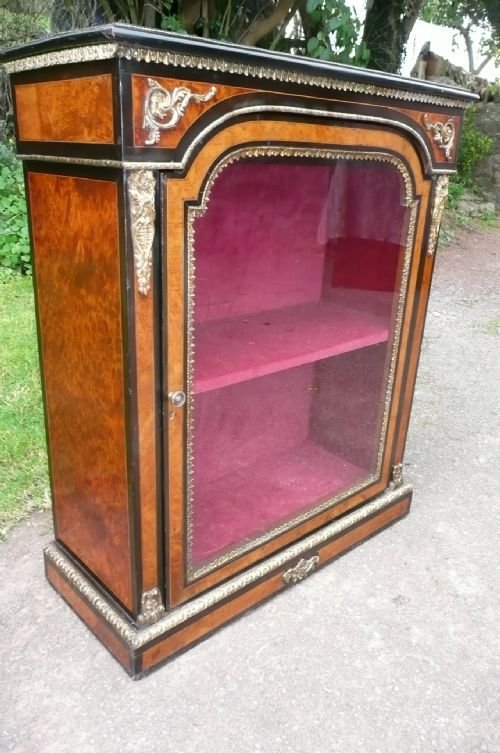 Cabinet C1910