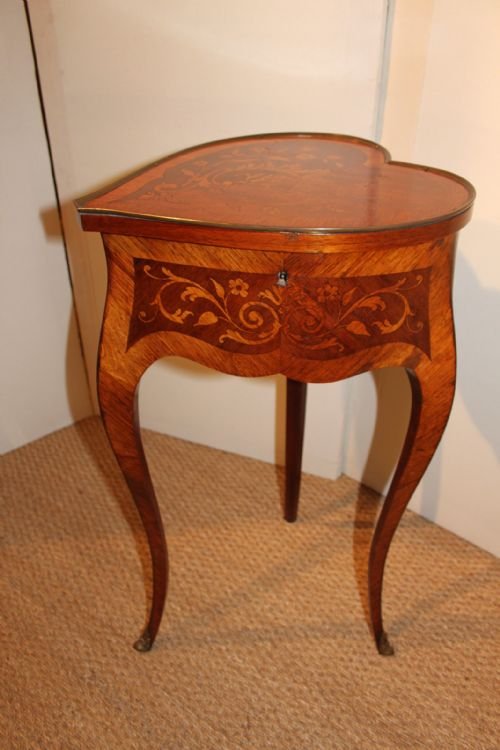 French Ladies Work / Dressing Table