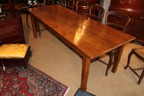 Elm Farmhouse Table / Dining Table