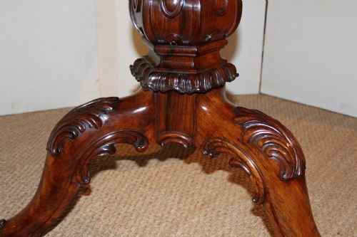 fig 1. GILLOWS BREAKFAST TABLE / LOO TABLE