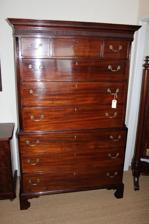 Georgian Mahogany Chest on Chest