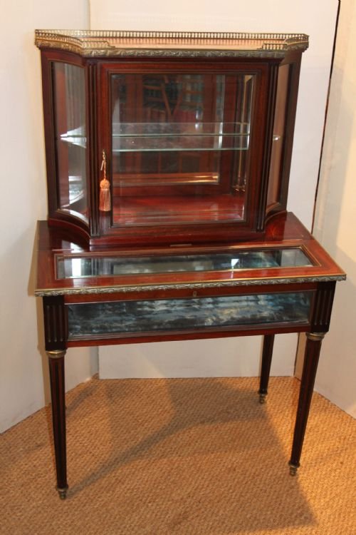 French Bijouterie Cabinet & Display Cabinet