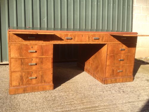 fig 1.  DESK WALNUT. PARTNERS DESK