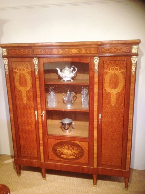 Bookcase / Display Cabinet