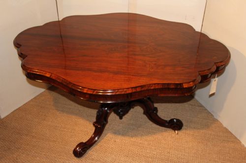 Victorian Rosewood Loo Table / Centre Table