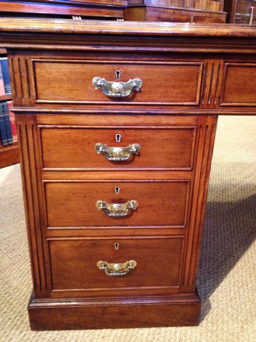 fig 1. MAHOGANY DESK