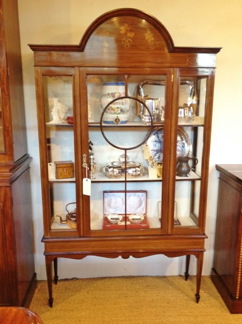 Display Cabinet