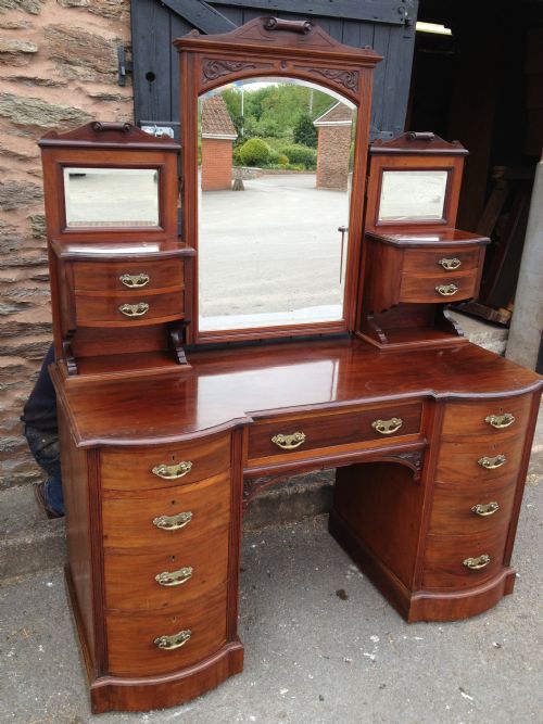 Mahogany Dressing Table