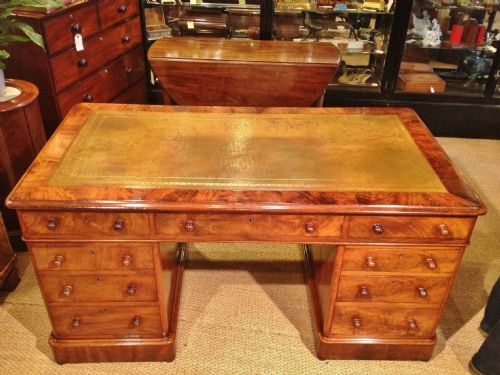Desk Mahogany