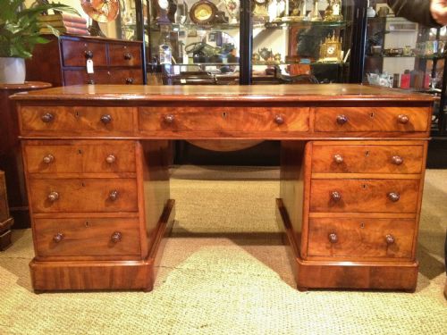 fig 1. DESK MAHOGANY