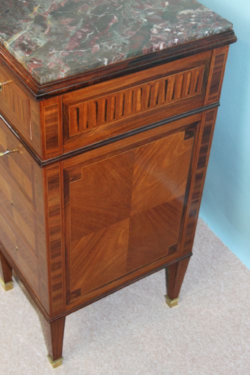 fig 1. COMMODE / CHEST OF DRAWERS / SIDE CABINET