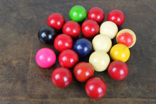 20 Ivory Snooker Balls